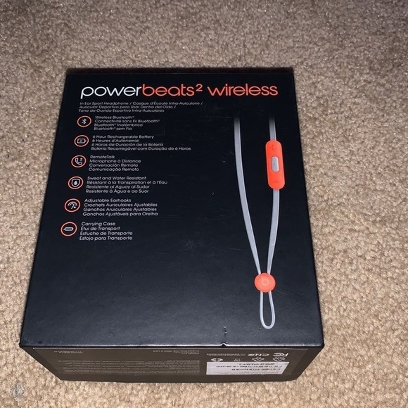 Powerbeats2 wireless headphones - Picture 2 of 4